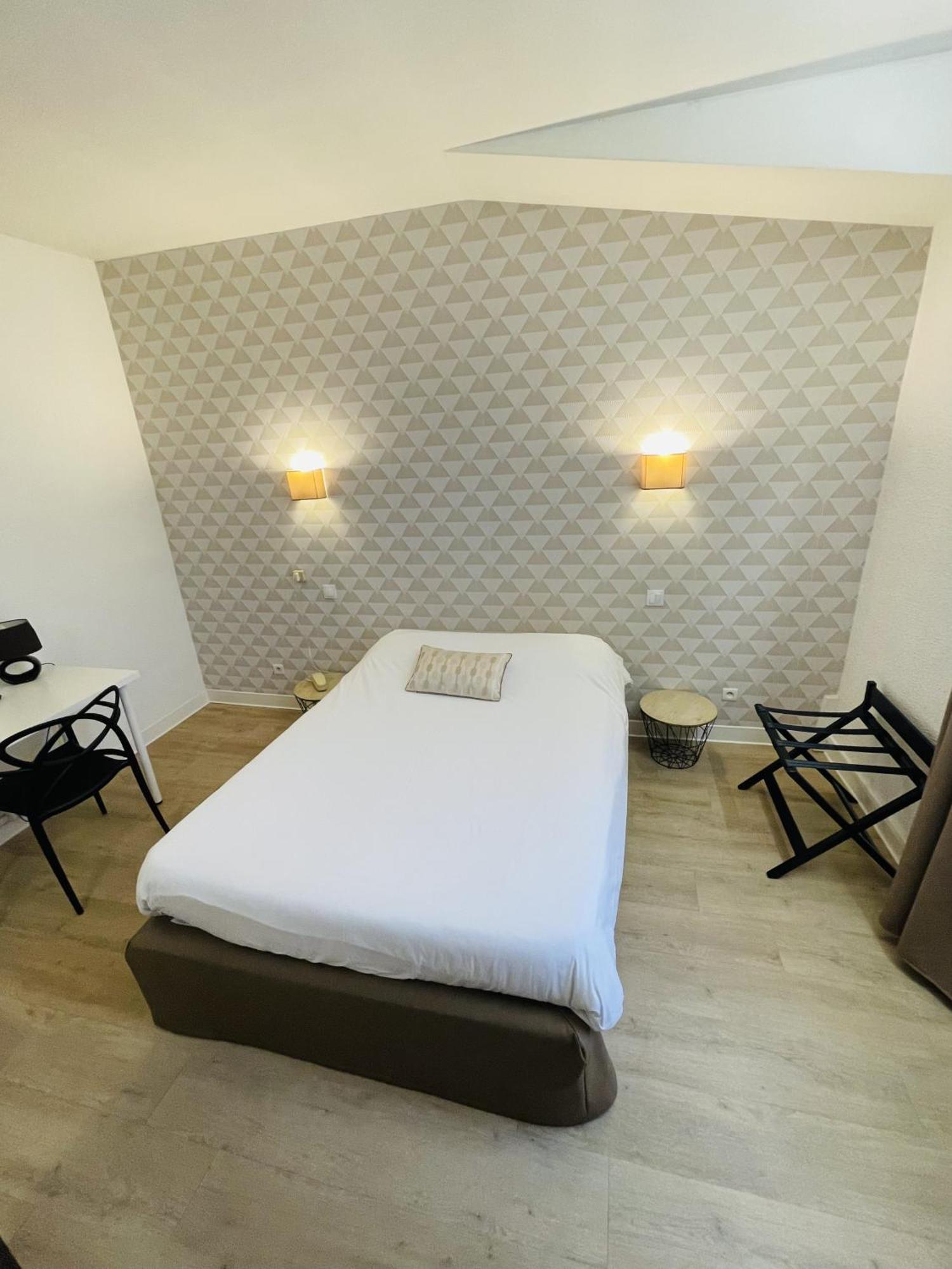 De La Loge 3* Perpignan
